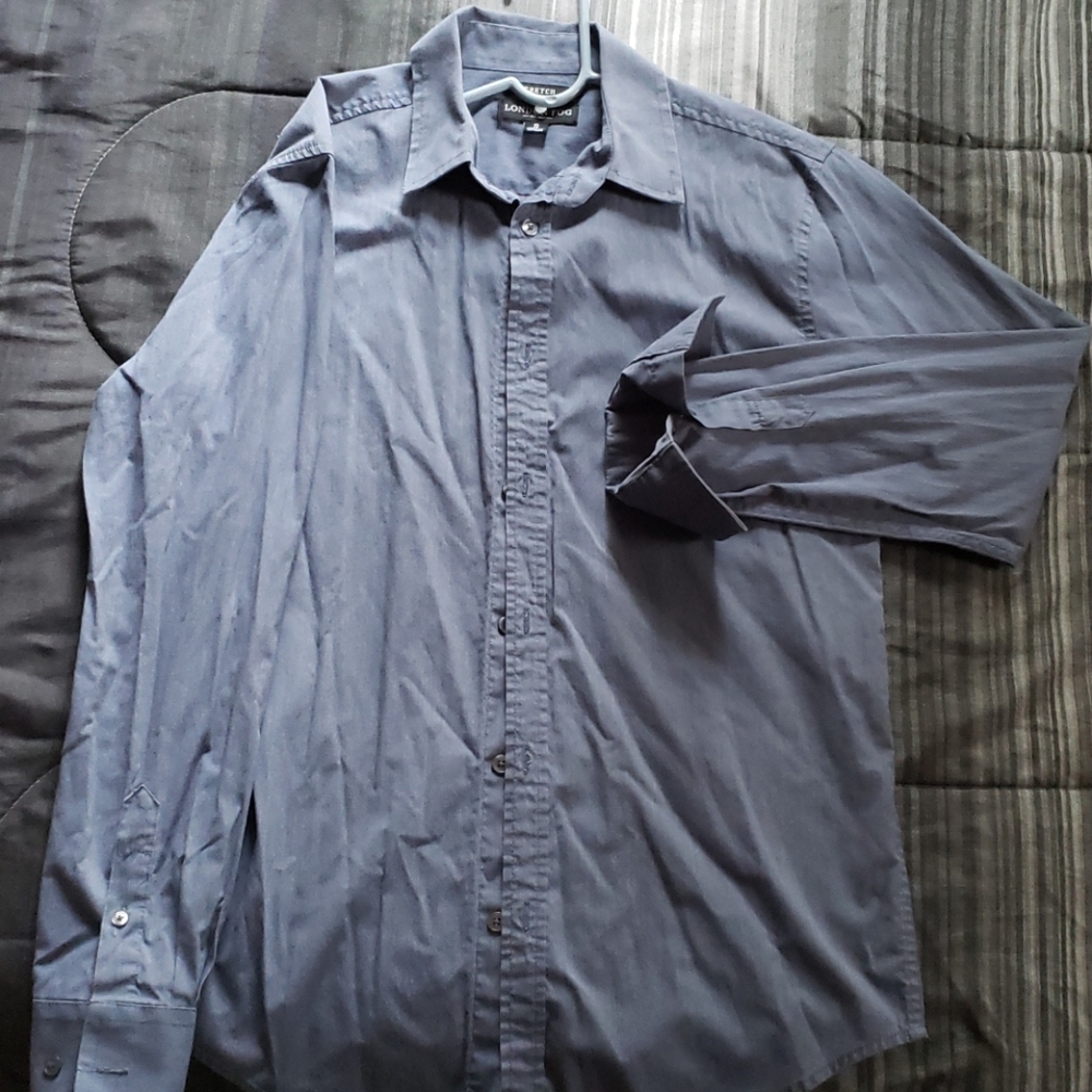 Long sleeve dress shirt